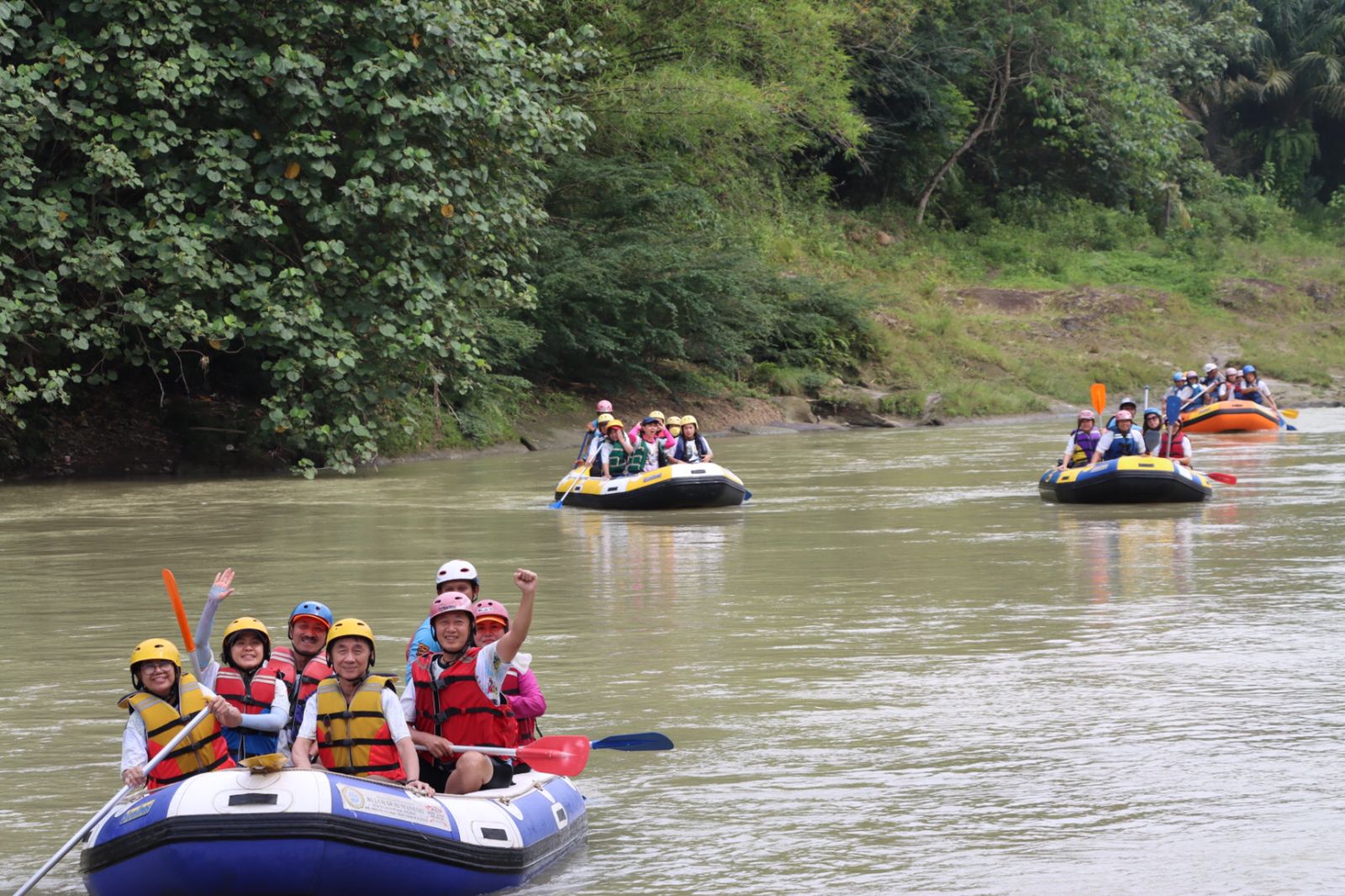 Royal Crown Adventura Club jelajah Arung Jeram Sungai Bah Bolon